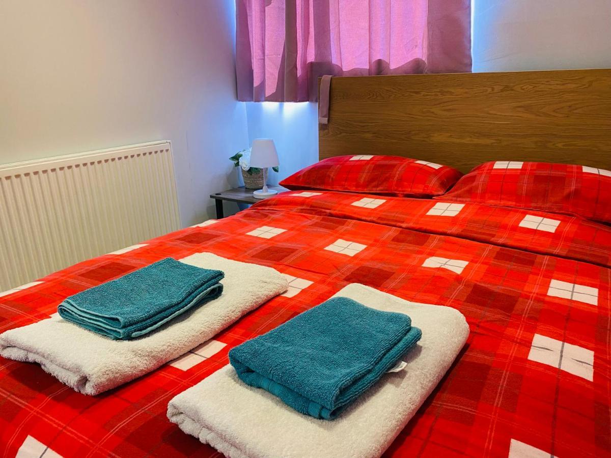 1 Studio Room Near Central Londen Buitenkant foto
